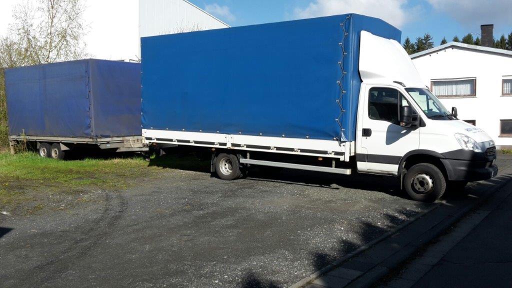 Iveco Daily 70C17 (7,0 to.) mit Anhänger (3,5 to.)